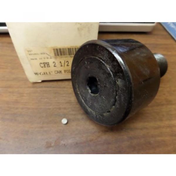 NEW MCGILL CAM FOLLOWER BEARING CFH 2 1/2 B CFH21/2B #1 image